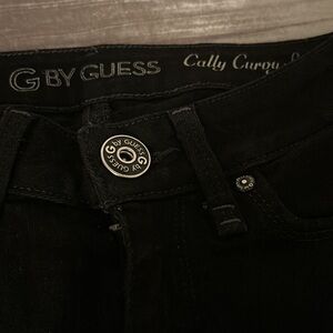 Guess Cally curvy butt lift Brazilian black stretchy skinny jean pants denim 26